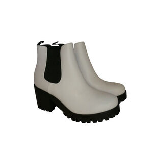 Soda Jaber White PU Chunky Lug Sole Elastic Gore Pull On Wide Ankle Boot